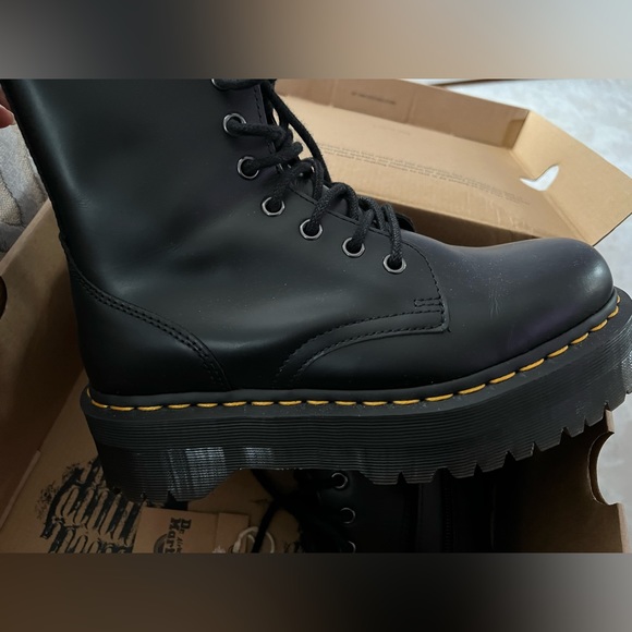Dr. martens Jadon platforms - Picture 4 of 7